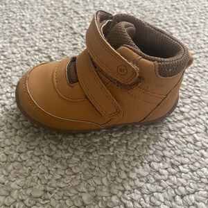 Munchkin by Stride Rite Brown Walker Boots
